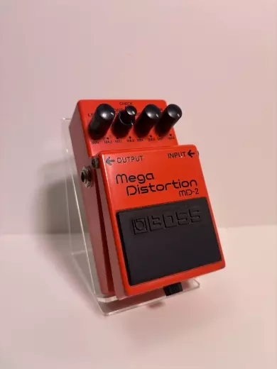BOSS - MD-2 Mega Distortion Pedal